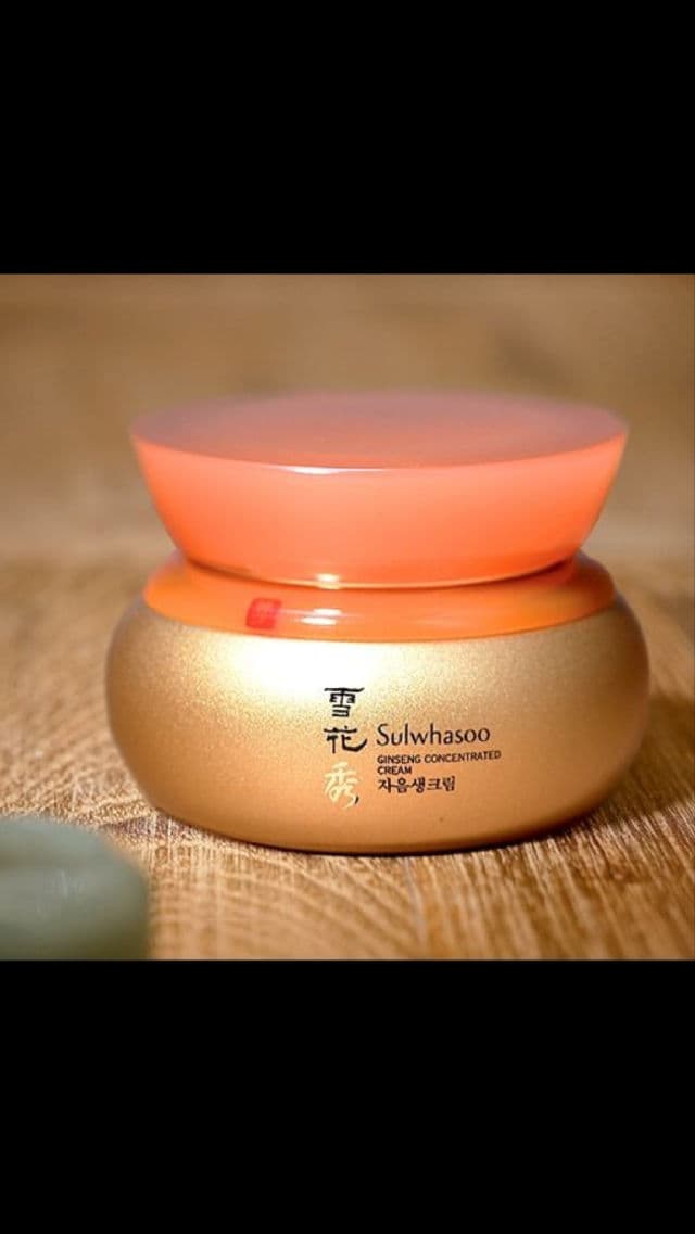 Sulwhasoo Concentrated Ginseng Renewing Cream (Old) review photo by SesameUnni