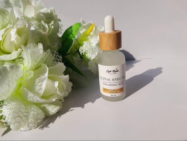 Earth Rhythm 2% Alpha Arbutin + Hyaluronic Acid review photo by Shaey