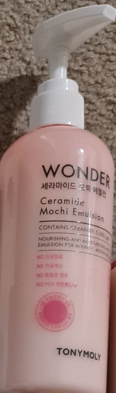TONYMOLY Wonder Ceramide Mochi Emulsion review photo by Shahper