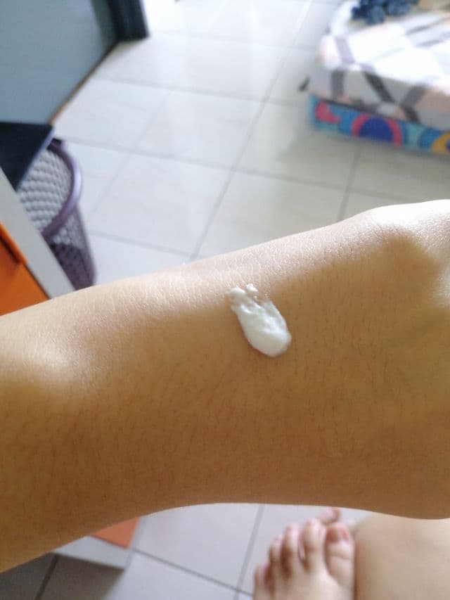 Rosken Skin Repair High Potency Vitamin E Cream review photo by Shasha16