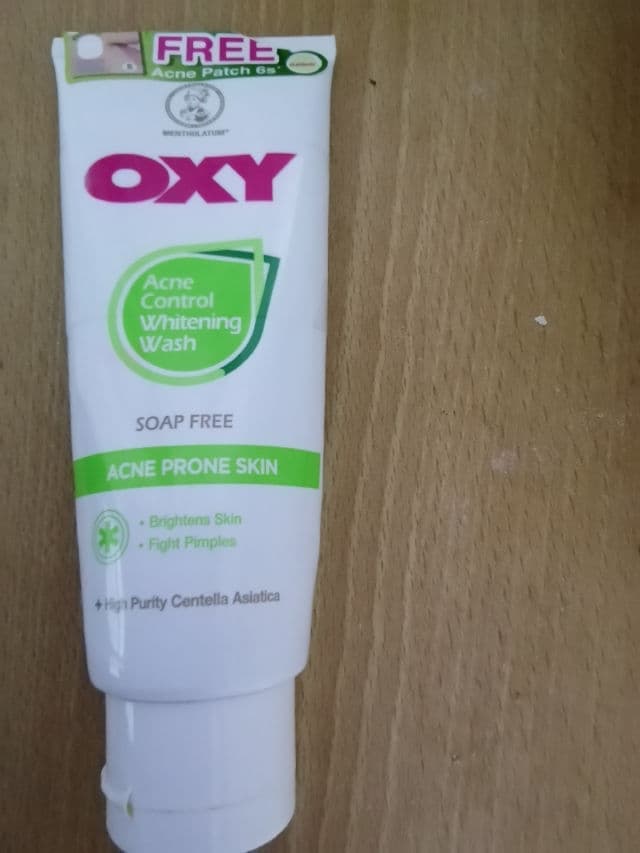 OXY Acne Control Whitening Wash review photo by WeiQin