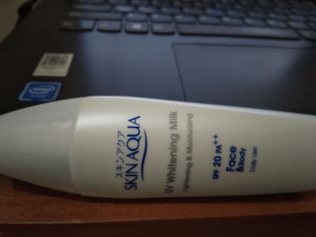 SKIN AQUA UV Whitening Milk SPF 20 PA++ review photo by Shii