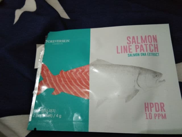 FOREVERSKIN Salmon Whitening Mask review photo by Shii