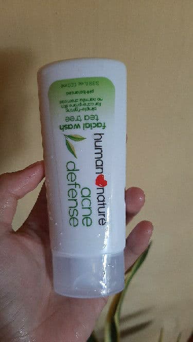 Human Heart Nature Acne Defense Facial Wash review photo by Siandria