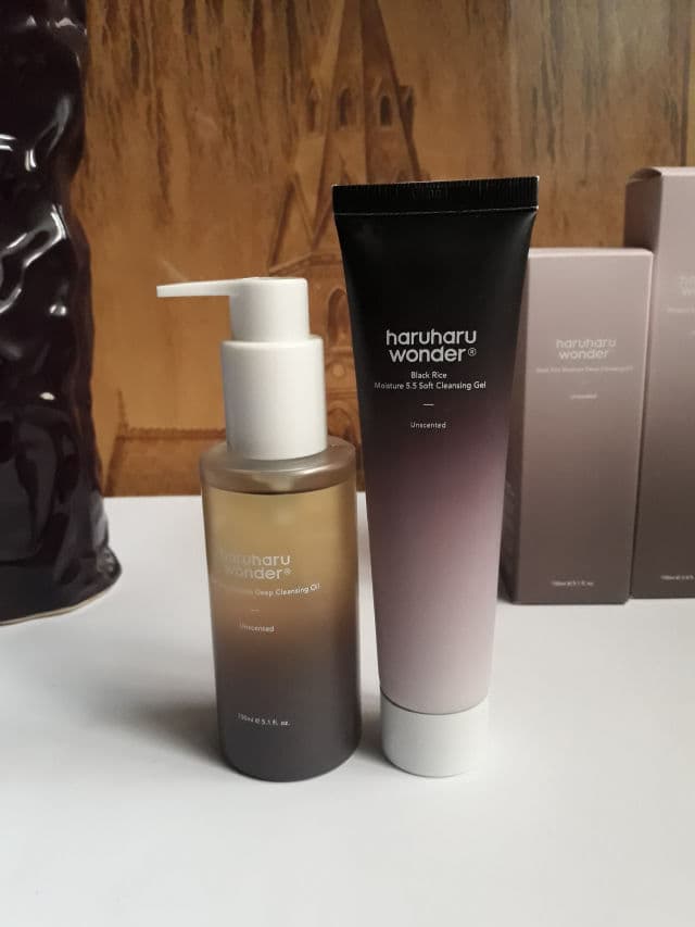 HaruHaru WONDER Black Rice Moisture 5.5 Soft Cleansing Gel review photo by Sidd