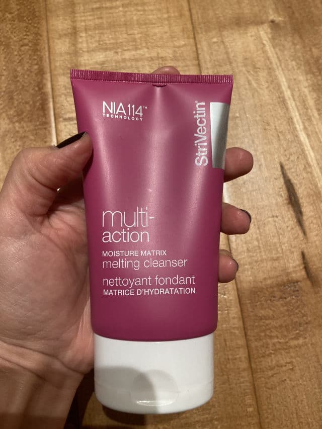 StriVectin Multi-Action Moisture Matrix Melting Cleanser review photo by Simona385619