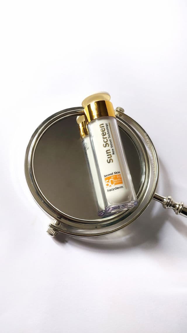 FrezyDerm Sun Screen Velvet Face Cream SPF 50+ review photo by blossomevibe