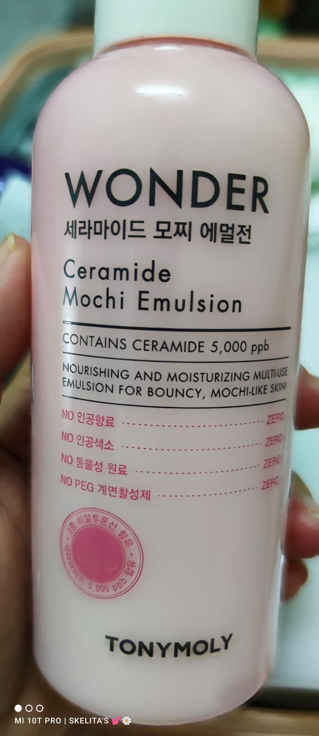 TONYMOLY Wonder Ceramide Mochi Emulsion review photo by Skinbyrd