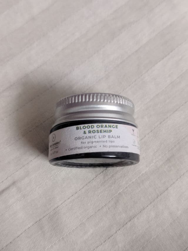 Juicy Chemistry Blood Orange & Rosehip Lip Balm review photo by SkincareNoob