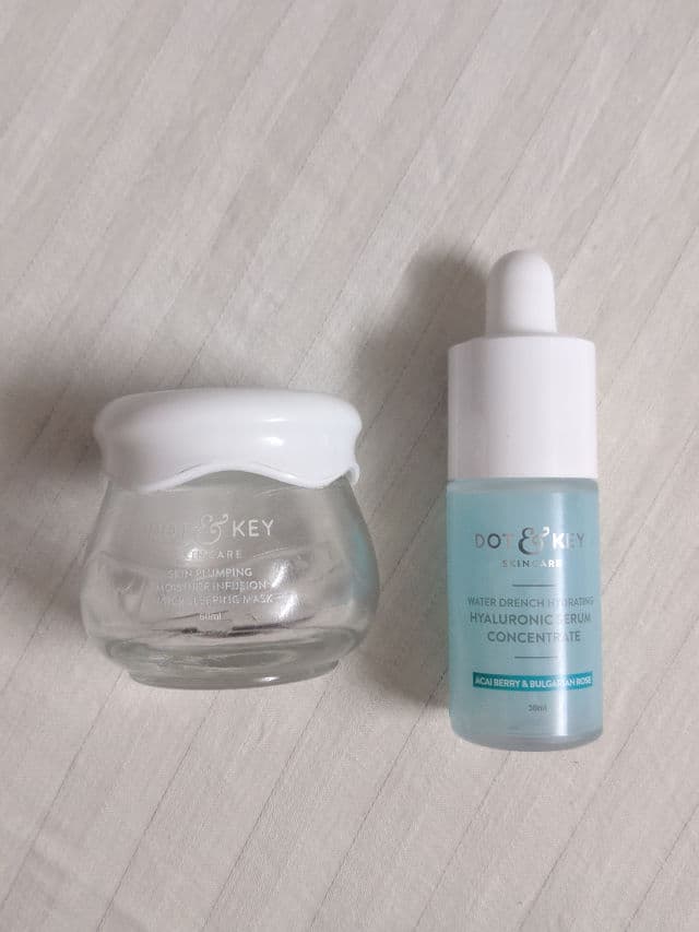 Dot & Key Skin Plumping Water Sleep Mask review photo by SkincareNoob
