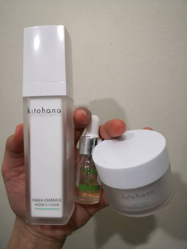 Kitohana Aqua Essence review photo by SkincareVirgin