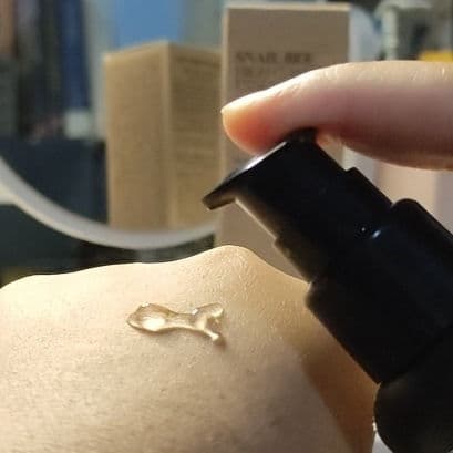 BENTON Snail Bee High Content Essence review photo by SkincareSushi