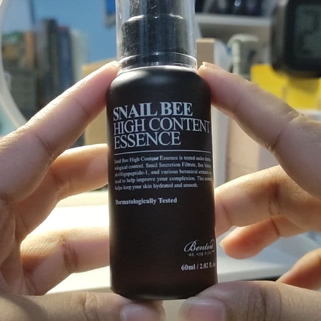 BENTON Snail Bee High Content Essence review photo by SkincareSushi