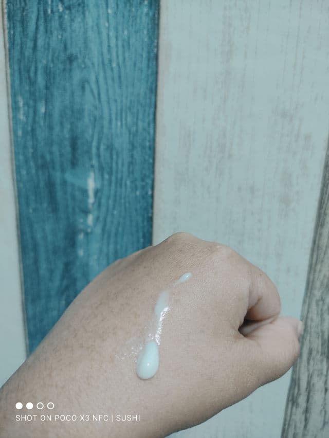 ETUDE UV Double Cut Fresh Sun Gel SPF50+ PA++++ review photo by SkincareSushi