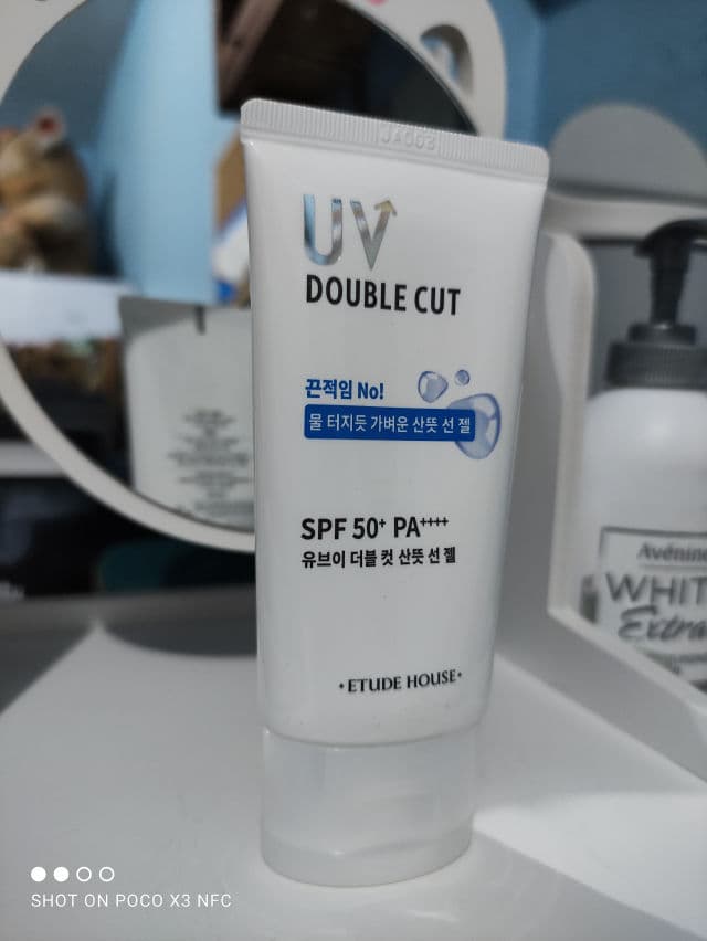 ETUDE UV Double Cut Fresh Sun Gel SPF50+ PA++++ review photo by SkincareSushi