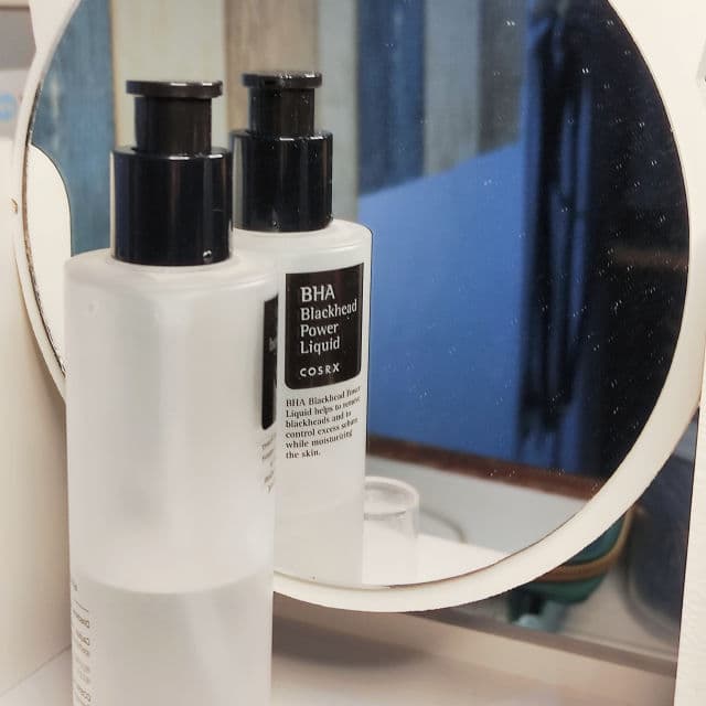 COSRX BHA Blackhead Power Liquid review photo by SkincareSushi
