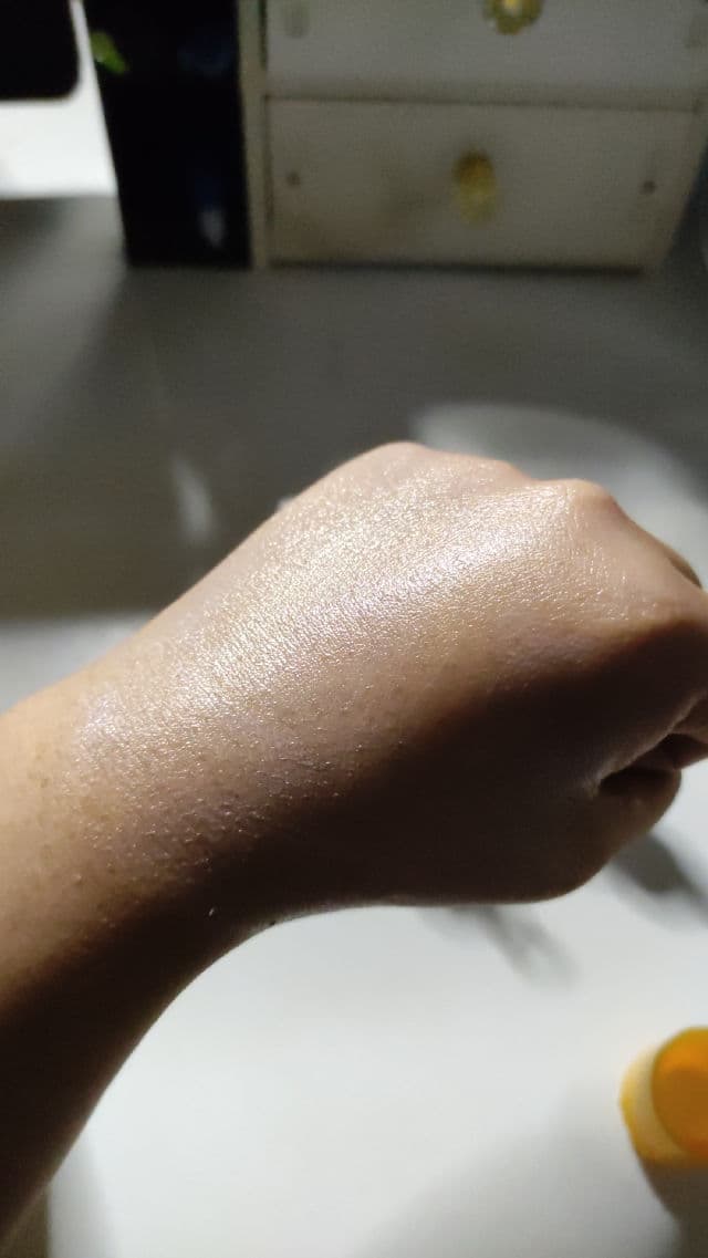 Biore Sarasara UV Nobinobi Carefree Kids Milk Sunscreen SPF50+/PA++++ review photo by SkincareSushi