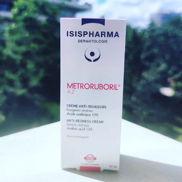 Isispharma Metroruboril A.Z review photo by Skincarebygenie2