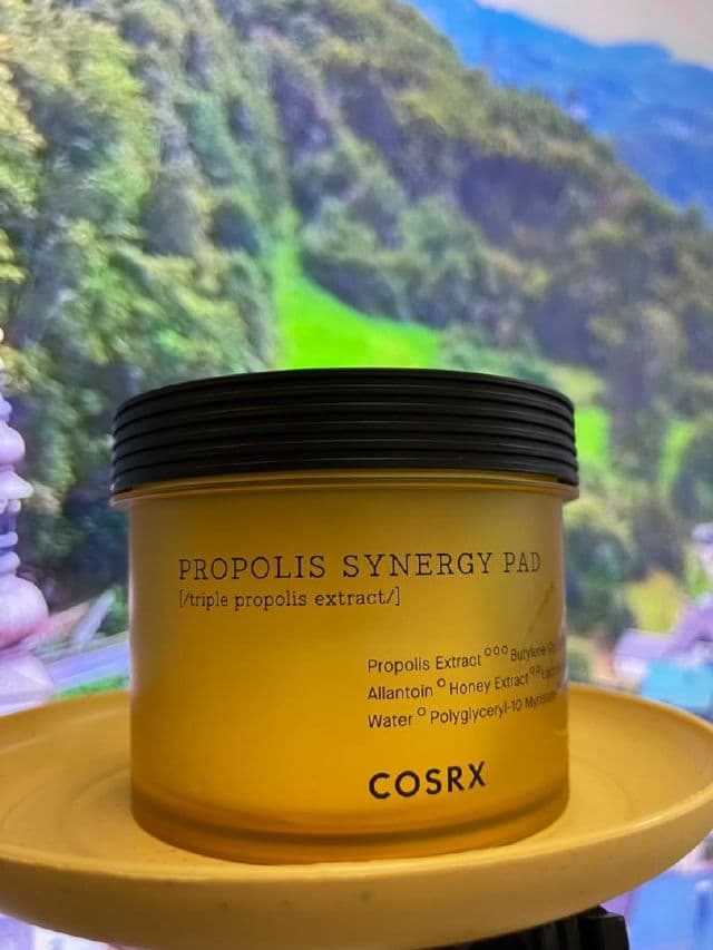 COSRX Full Fit Propolis Synergy Pad review photo by Skincarelife