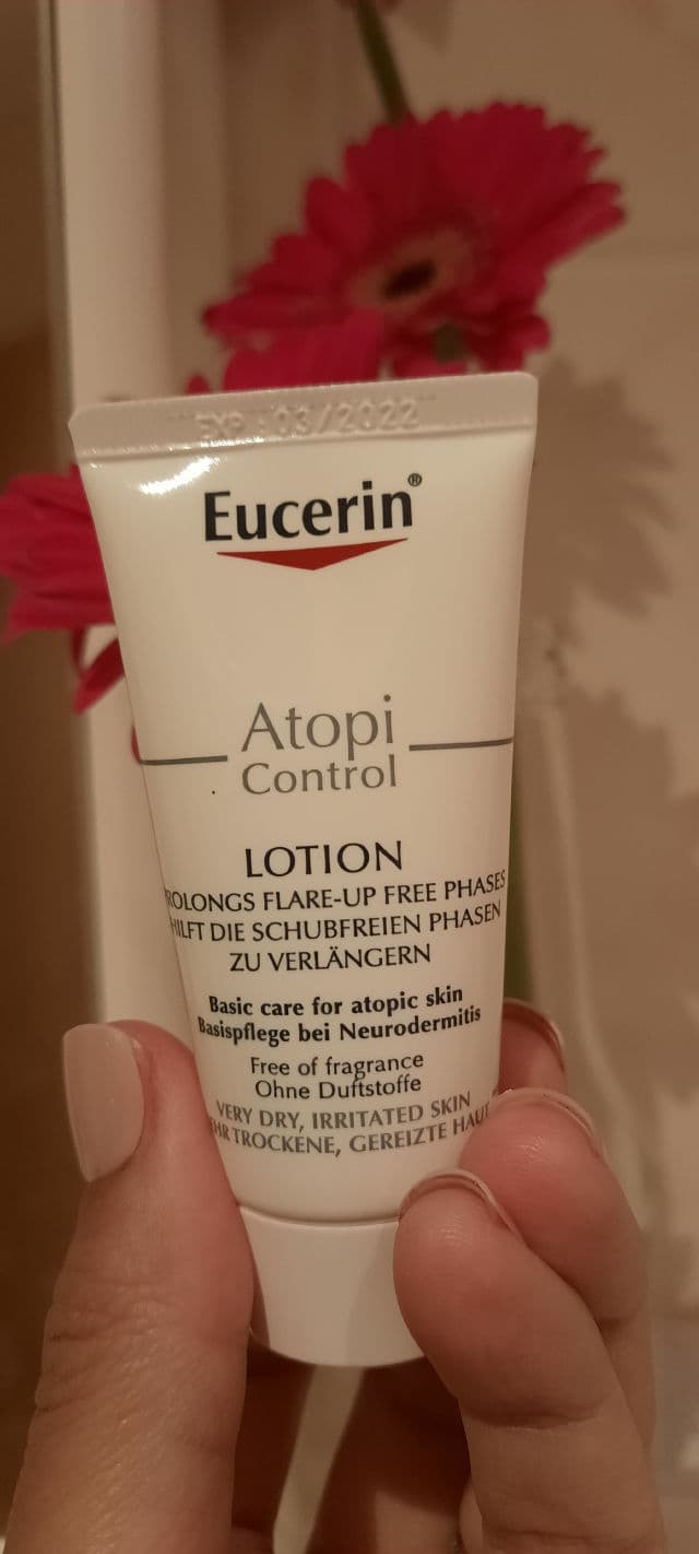 Eucerin AtopiControl Lotion review photo by Skincarewithmom