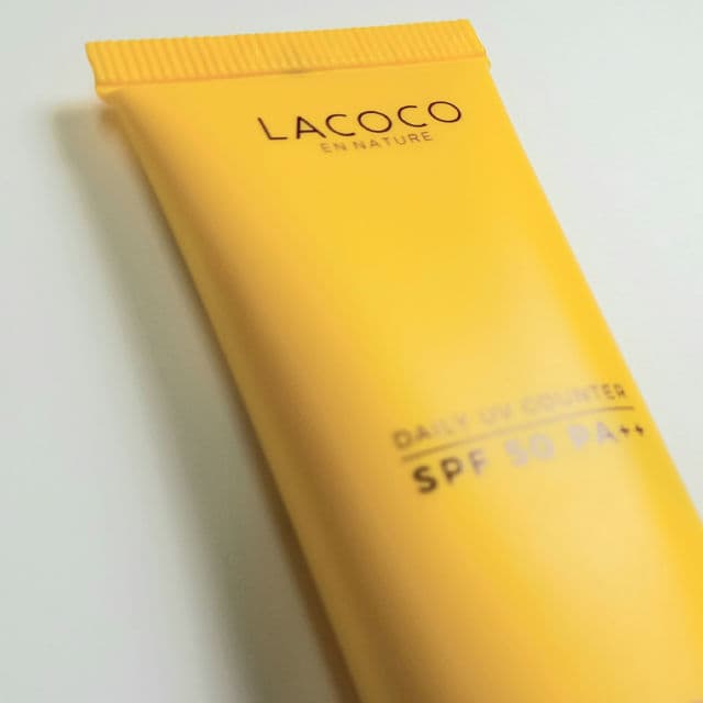 Lacoco en nature Daily UV Counter SPF50 PA++ review photo by Skincarerian