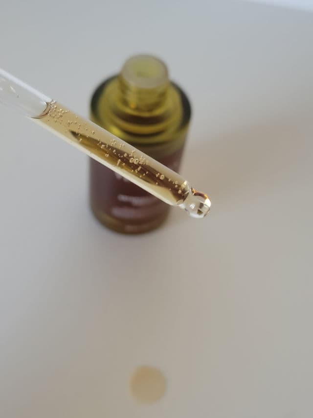 Vely Vely Artemisia Return Ampoule review photo by Skincareverse