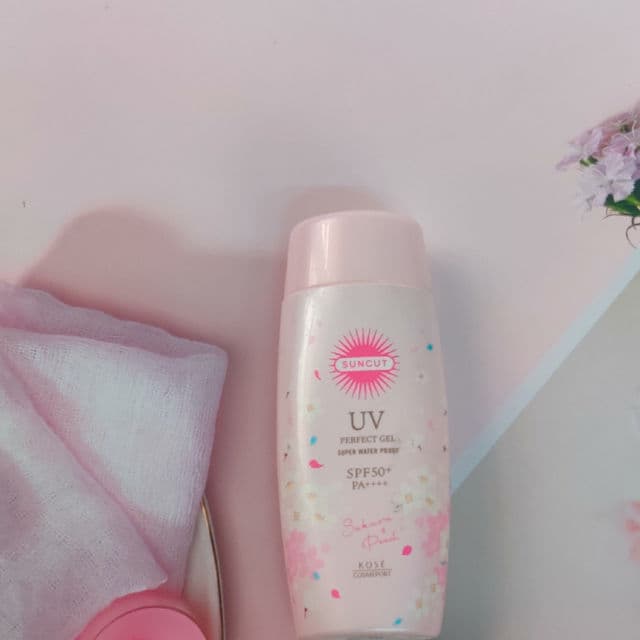 Kose Suncut UV Perfect Gel Super Waterproof SPF50+ PA++++ Sakura Edition review photo by SkincarewithSuru