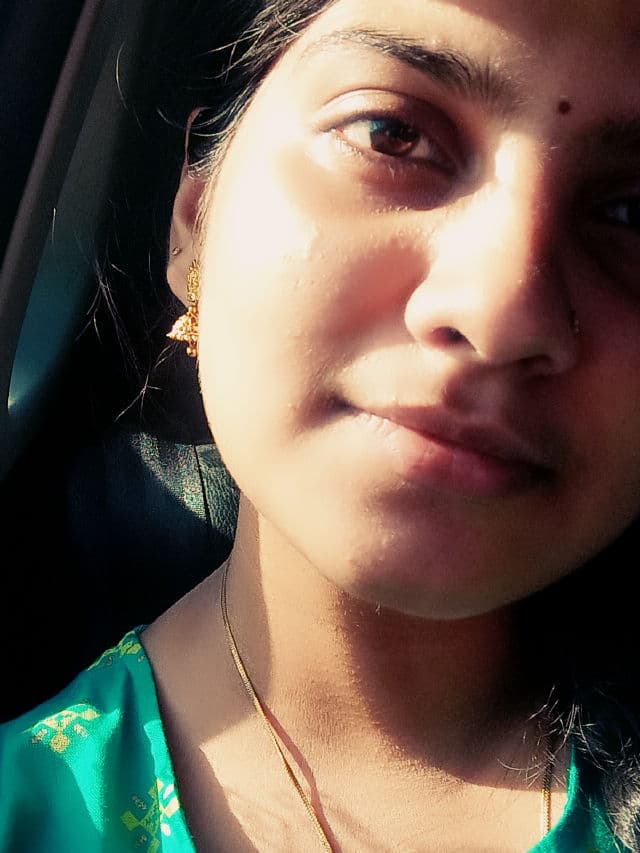 Skinlex 10% Niacinamide Serum (Minimalistic) review photo by Skincarewithsowmya