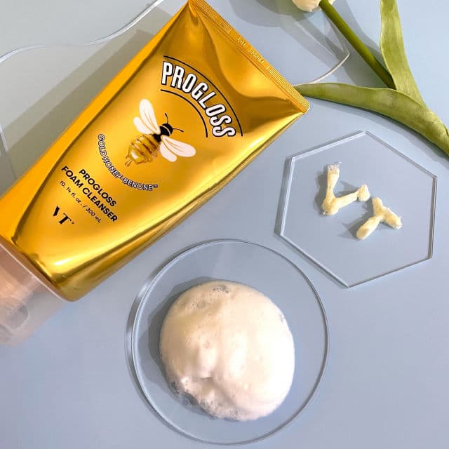 VT COSMETICS Progloss Foam Cleanser review photo by Skincarexy