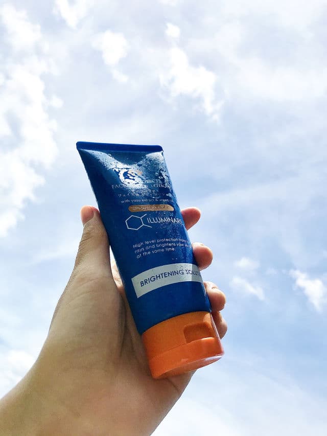 ILLUMINARE Sun Protect Face & Body Lotion SPF 50+ PA++++  review photo by Skinprezzi