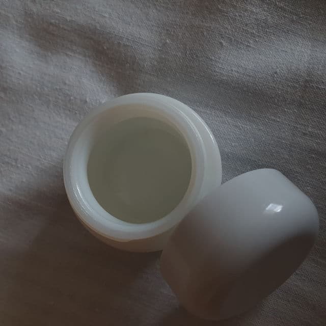 La Mer The Moisturizing Gel Cream review photo by Skinrelated