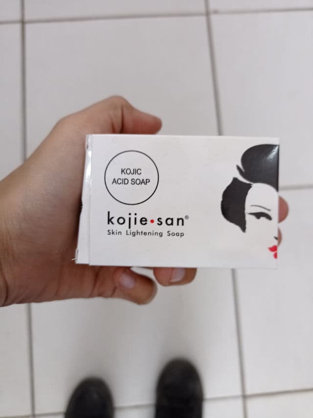 Kojie San Kojic Acid Soap review photo by Smoothie