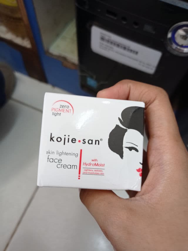 Kojie San Face Lightening Cream review photo by Smoothie