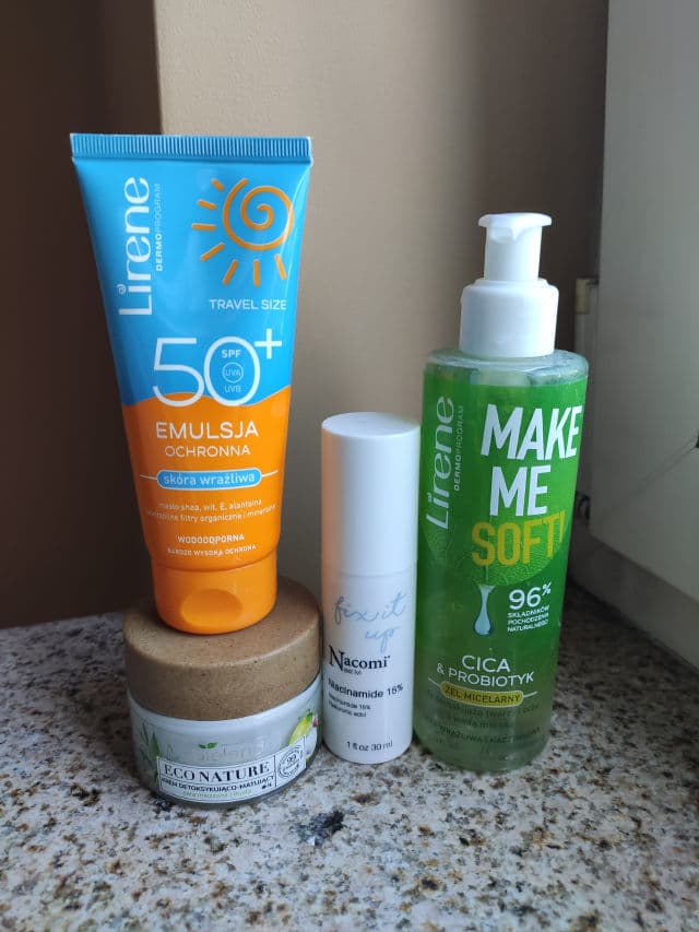 Bielenda Eco Nature Coconut Water + Green Tea + Lemon Grass Detoxifying & Mattifying Face Cream review photo by Sophie97