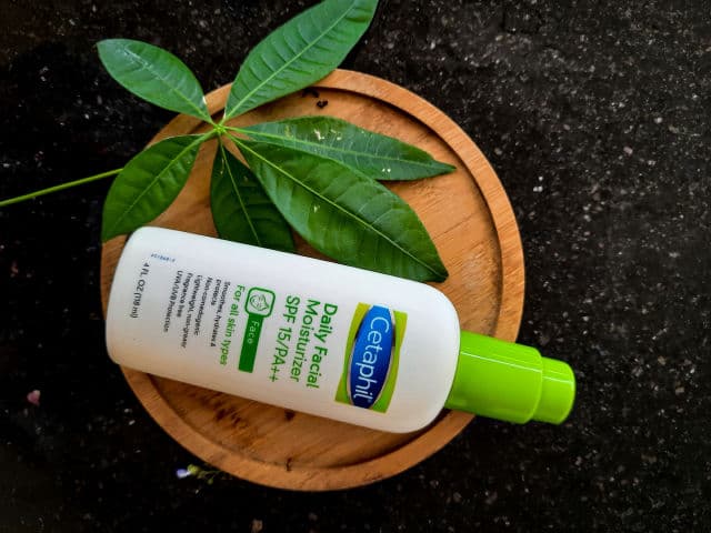 Cetaphil Daily Facial Moisturizer review photo by Stelatte