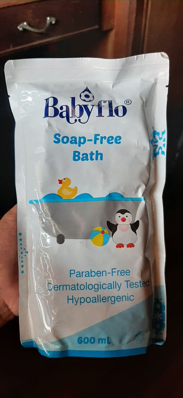 Babyflo Soap-Free Bath review photo by Stephyy