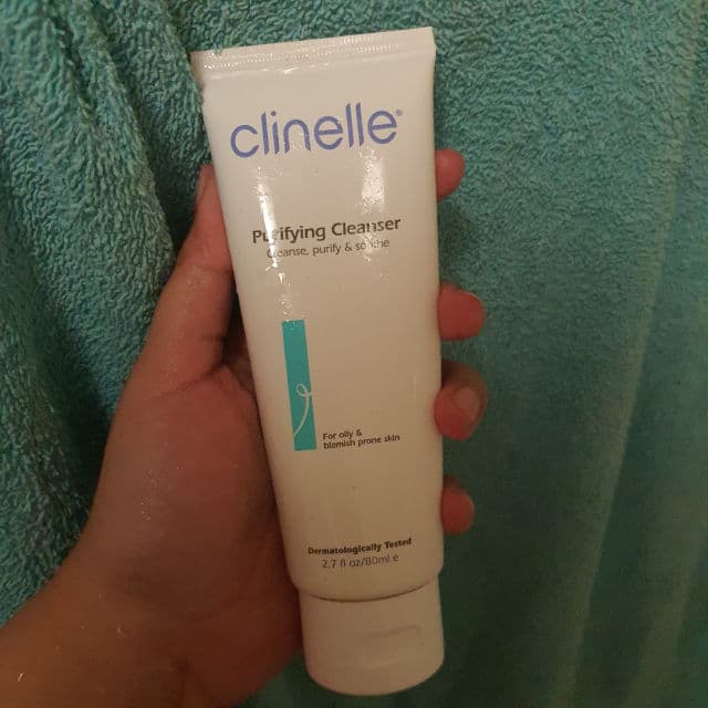 Clinelle Purifying Cleanser review photo by StoneBucks