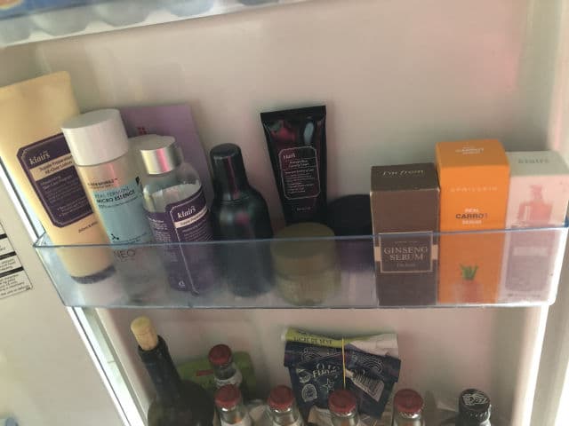 J.ONE Black Jelly Pack review photo by Suckerforskincaree