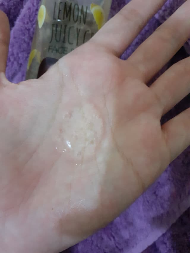 Celebon My Lemon Juicy Gel Face & Body review photo by Sugars