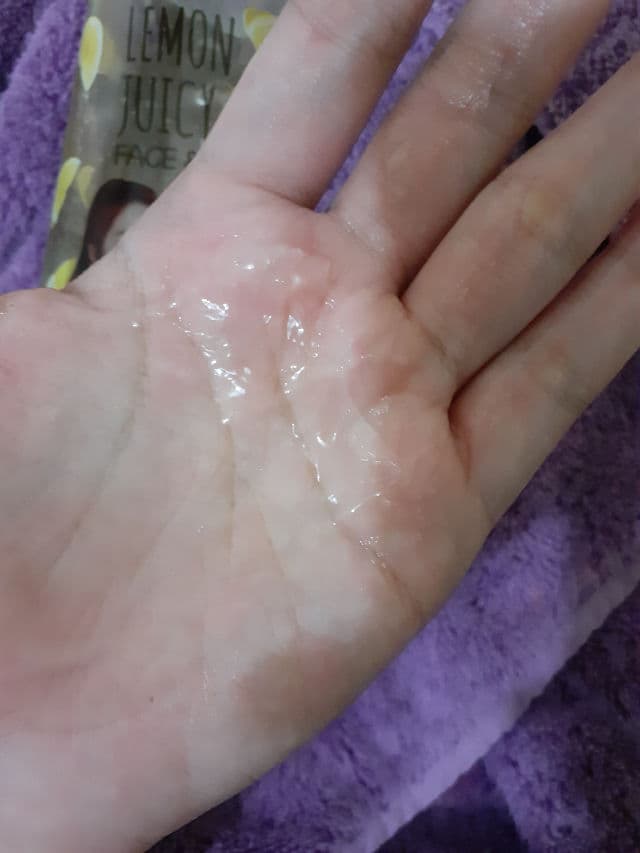 Celebon My Lemon Juicy Gel Face & Body review photo by Sugars