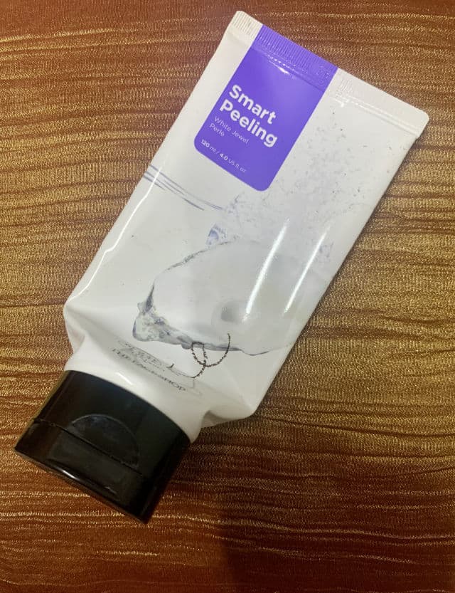 THE FACE SHOP Smart Peeling White Jewel review photo by SunehaB