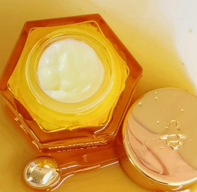 Banila Co. Miss Flower & Mr. Honey Propolis Rejuvenating Eye Cream review photo by Swati