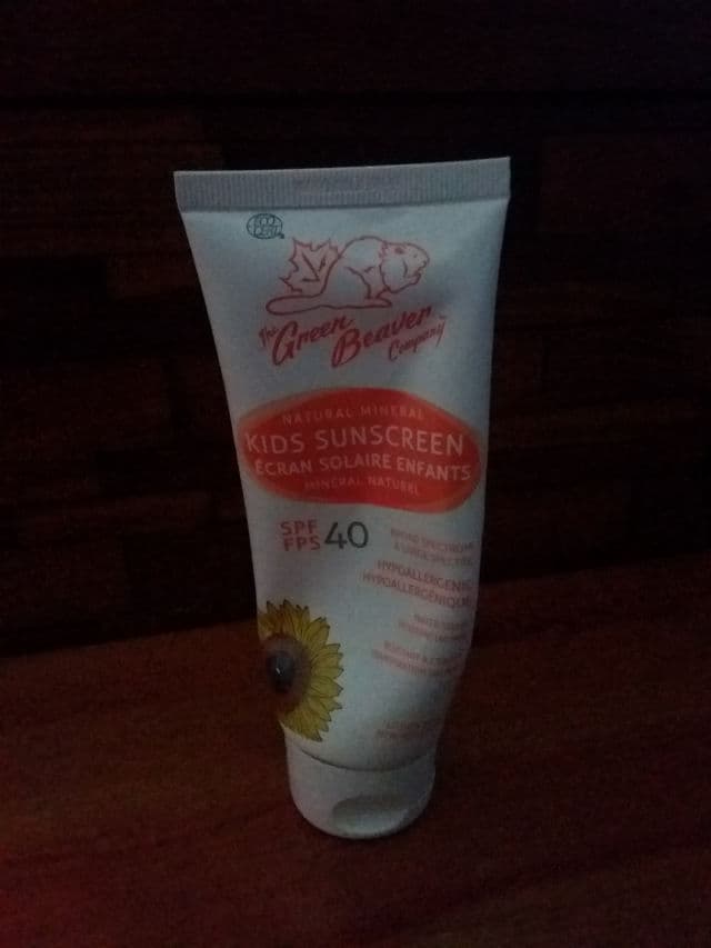 The Green Beaver Company Natural Mineral Kids Sunscreen SPF 40	 review photo by TheEpidermian