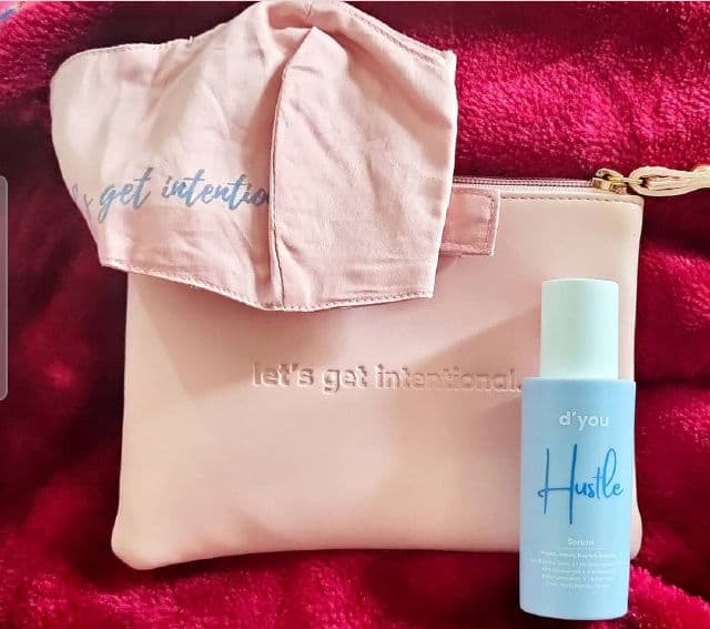 d'you Hustle review photo by Tapaswini