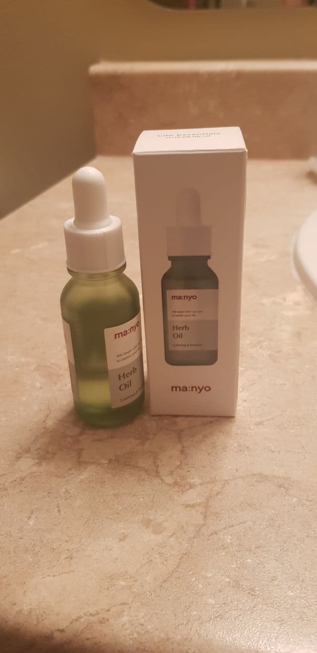 manyo Active Refresh Herb Special Treatment Oil review photo by Tekins