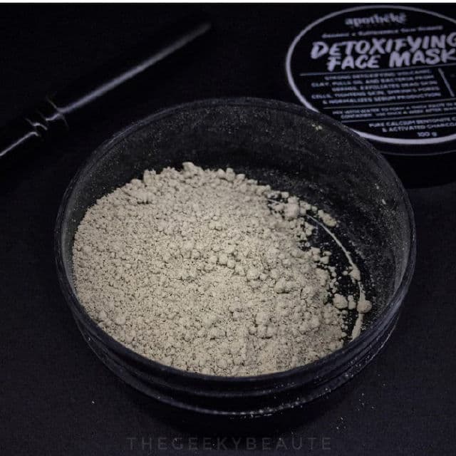 Apotheke Science Detoxifying Face Mask review photo by TheGeekyBeaute