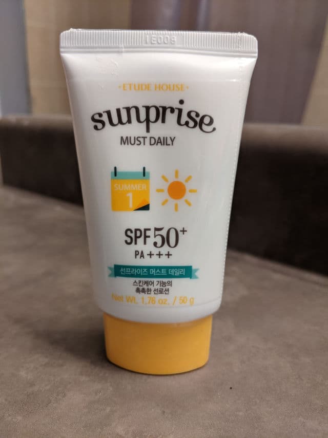 ETUDE Sunprise Must Daily Lotion SPF50+ PA+++ review photo by TheLittleChikk