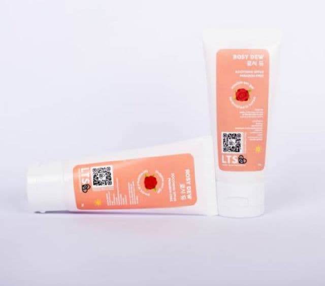Love Thy Self (LTS) Invisible Soothing Sun Gel SPF 45 review photo by skincarewithme56