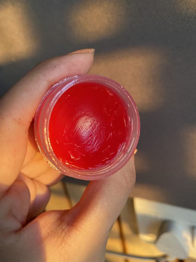 The Body Shop Strawberry Born Lippy Stick Lip Balm review photo by Juhikundal