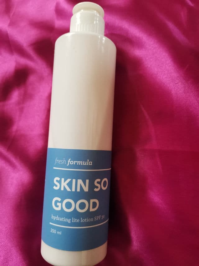 Fresh Formula Skin So Good Hydrating Lite Lotion SPF 30 review photo by Trace